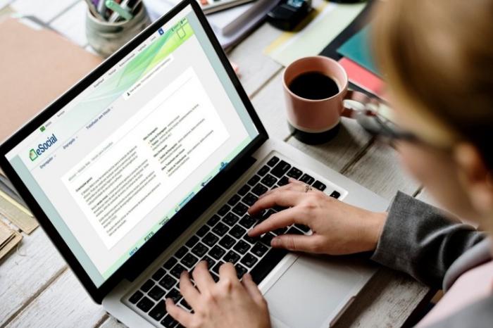 eSocial - Tudo o que você precisa saber para adequar sua empresa e evitar multas